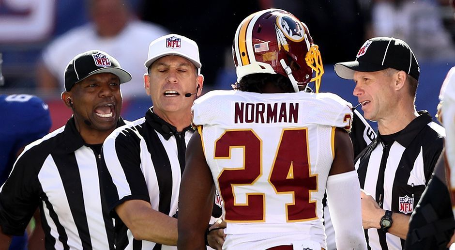 
                <strong>Josh Norman</strong><br>
                Josh Norman leistete sich im Spiel gegen die New York Giants einen unfairen Hit und wurde nun dafür bestraft. Nachdem er Wide Receiver Sterling Shepard mit seinen Schulterpads am Kopf traf, muss Norman eine Strafe in Höhe von 48.620 Dollar wegen unnötiger Härte zahlen. Bereits in der vergangenen Saison wurde der Cornerback wegen einem ähnlichen Vergehen und einem Facemask-Griff zu einer Zahlung von 26.044 Dollar verdonnert. 
              
