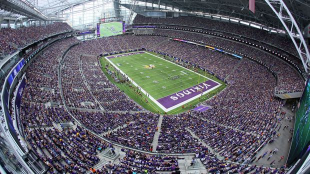 
                <strong>Vikings kommen in den Super Bowl</strong><br>
                Als erstes Team in der Geschichte der NFL schaffen es die Vikings, einen Super Bowl im eigenen Stadion auszutragen. Ob mit oder ohne Moritz Böhringer, vermag noch nicht mal die Glaskugel vorherzusagen. 
              