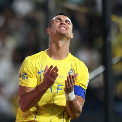Fußballstar Cristiano Ronaldo bei einem Spiel für seinen Club Al Nassr