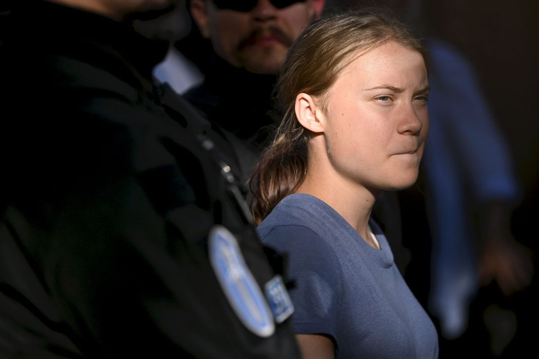 Greta Thunberg - hier bei einer Demonstration in Finnland - ist Berichten zufolge in Dänemark festgenommen worden (Archivbild).