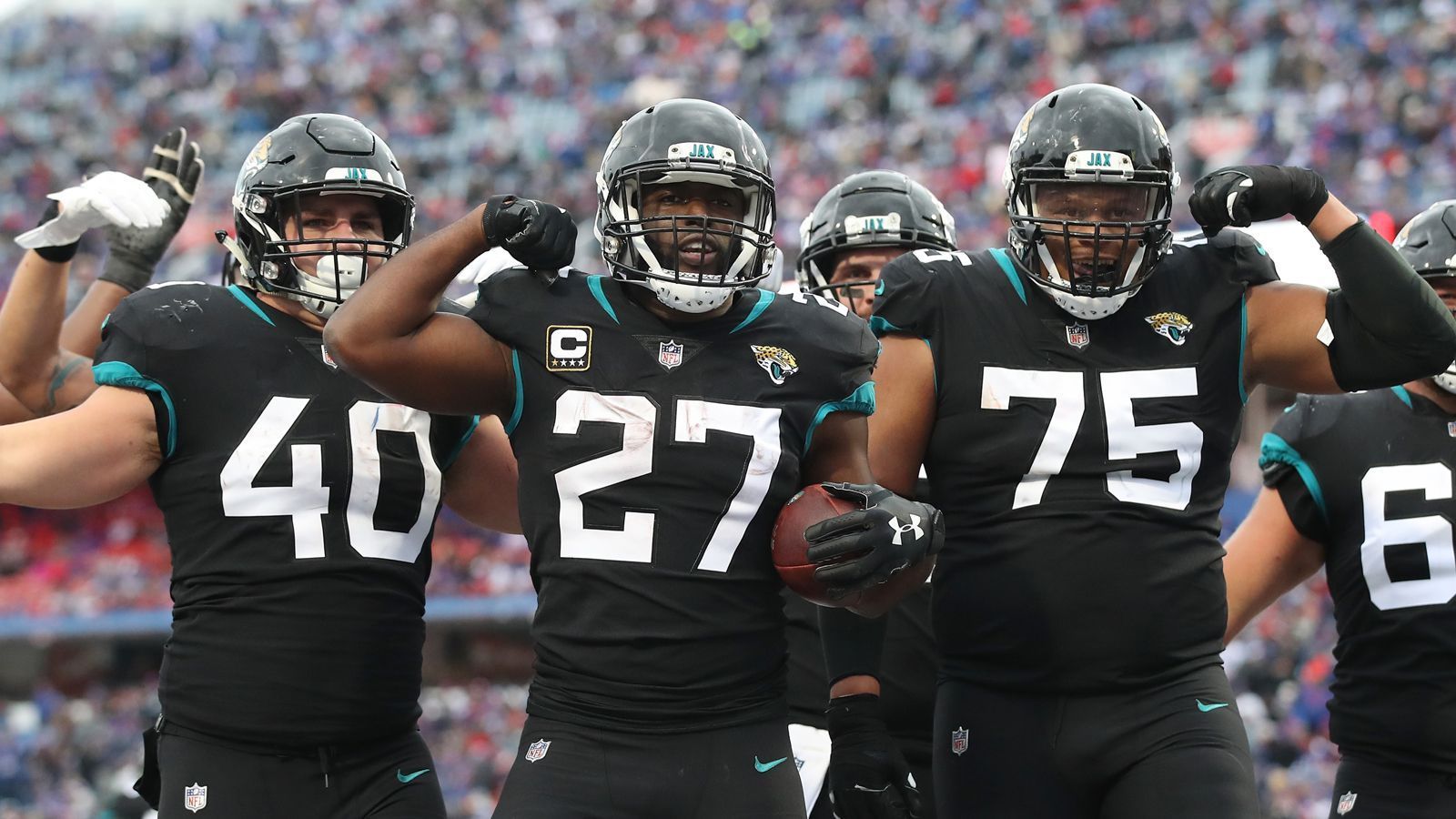 
                <strong>Jacksonville Jaguars</strong><br>
                Platz 1: Jacksonville JaguarsDurchschnittliche Zahlung an einen Spieler im Jahr: 3,337,489 Millionen Dollar (umgerechnet: 2,9424 Mio. Euro)
              