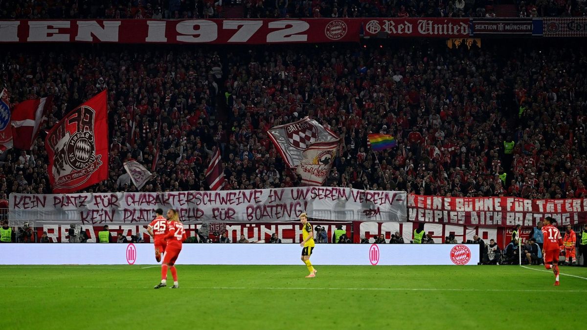 Bayern-Fans protestieren gegen gegen Boatang