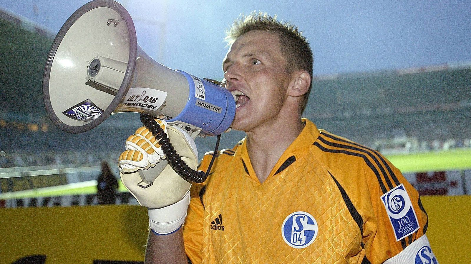 
                <strong>Platz 7: Frank Rost (FC Schalke 04)</strong><br>
                Minuten ohne Gegentor: 647 - Saison: 2003/04
              