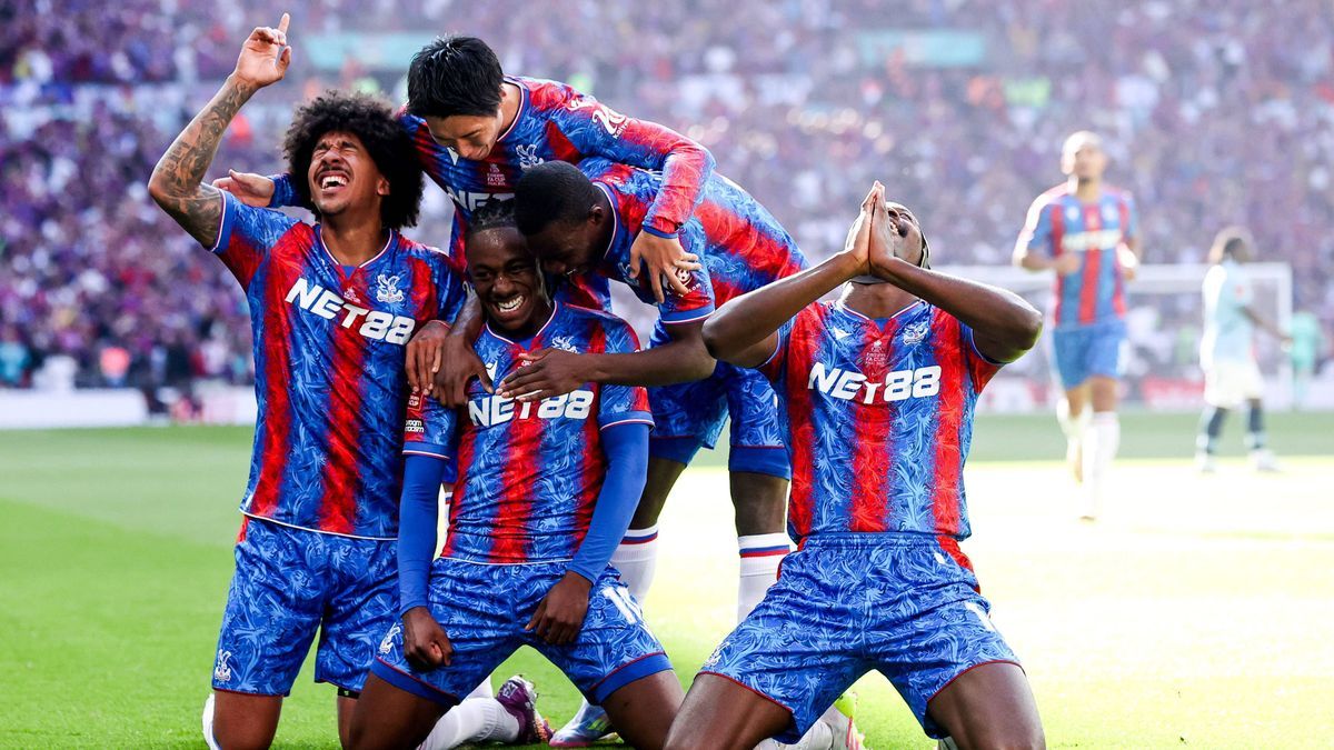 Emirates FA Cup Final Crystal Palace v Manchester City Eberechi Eze of Crystal Palace celebrates his goal with teammates to make it 1-0 during the Emirates FA Cup Final match Crystal Palace vs Manc...