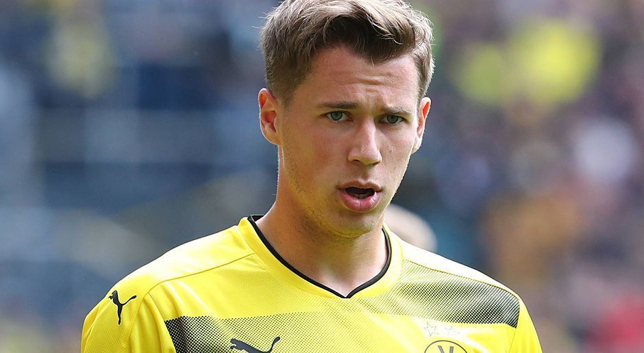 
                <strong>Erik Durm</strong><br>
                Mischt ab der 76. Minute für Bartra mit und hilft dabei, den Erfolg über die Zeit zu retten. ran-Note: ohne Bewertung
              