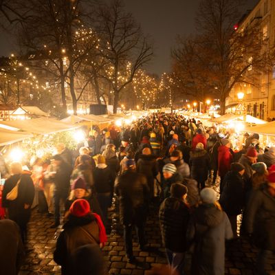 Auf den Augsburger Weihnachtsmarkt war laut einem "Welt"-Bericht möglicherweise ein Terroranschlag geplant.