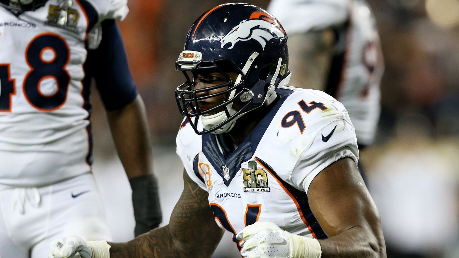 
                <strong>12. DeMarcus Ware</strong><br>
                Position: Linebacker, Defensive EndTeams: Dallas Cowboys (2005-2013), Denver Broncos (2014-2016)Pro-Bowl-Teilnahmen: 7Pro-Bowl-Nominierungen: 
              