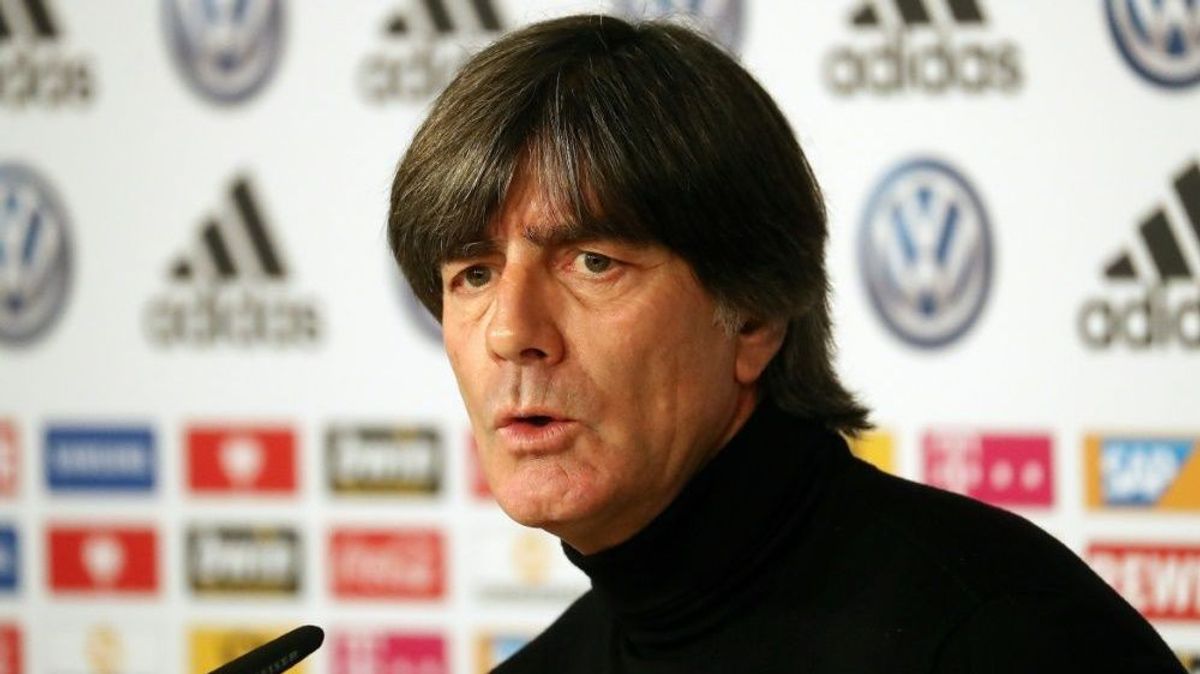 Bundestrainer Löw kritisiert zu vollen Terminkalender