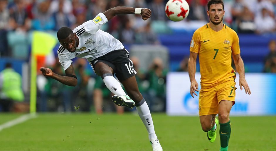 
                <strong>Antonio Rüdiger</strong><br>
                Antonio Rüdiger: Der Legionär des AS Rom hatte in der Anfangsphase leichte Anpassungsprobleme, steigerte sich jedoch im weiteren Spielverlauf. Rüdiger machte keinen groben Schnitzer, war aber nach vorne auch nicht sonderlich aktiv. ran-Note: 3-
              