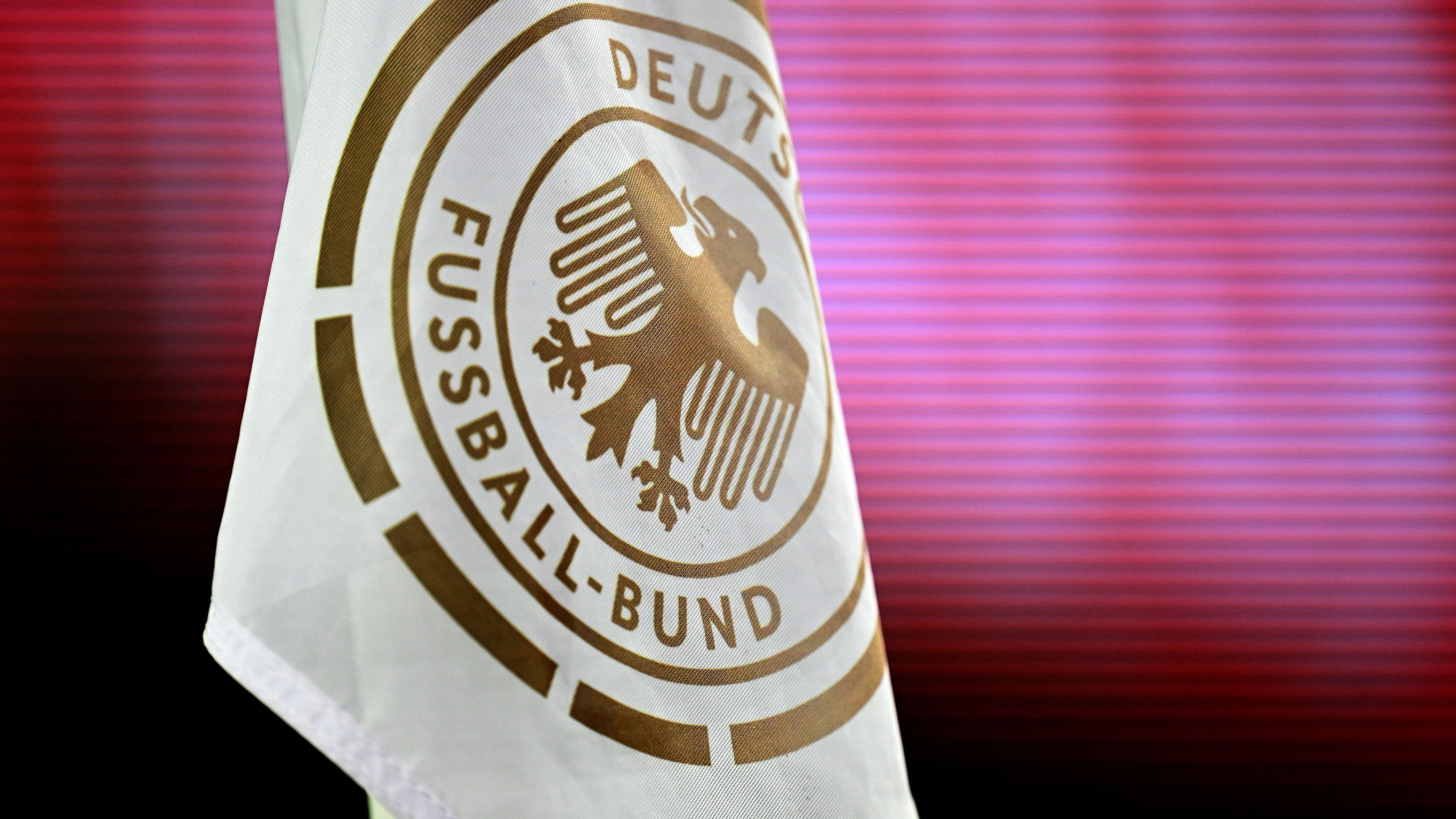 <strong>Platz 8: Kurt Borkenhagen</strong><br><strong>Alter beim Debüt:</strong> 32 Jahre, 280 Tage (5. Oktober 1952)<br><strong>Begegnung:</strong> Deutschland - Frankreich 1:3