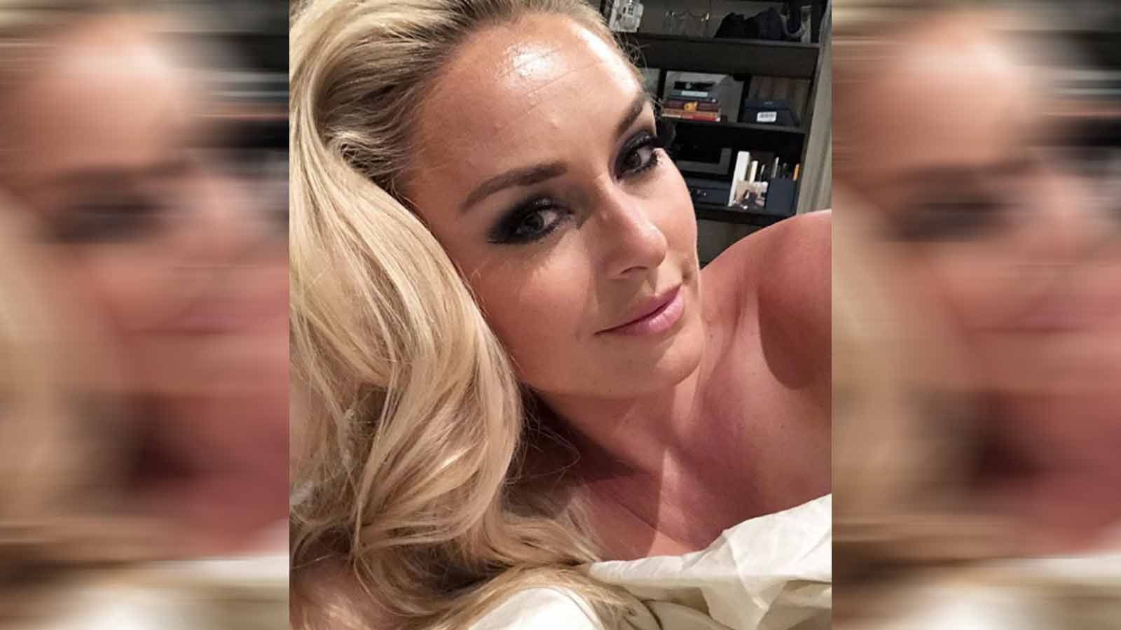 
                <strong>Lindsey Vonn bereit im Bett</strong><br>
                Verzweifelt aber zugleich extrem sexy erwartet die ehemalige Pisten-Queen ihren Partner. Ob der Eishockeyspieler bei diesem Bild die Schlittschuhe noch anlassen konnte?
              