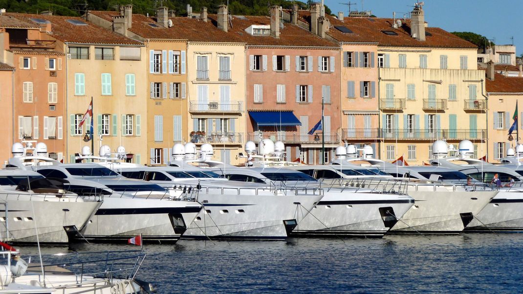 Chronische Unterversorgung in Krankenhäusern - auch im Millionärs-Paradies Saint-Tropez. Jetzt musste ein deutscher Urlauber wegen der Krankenhaus-Krise sterben.