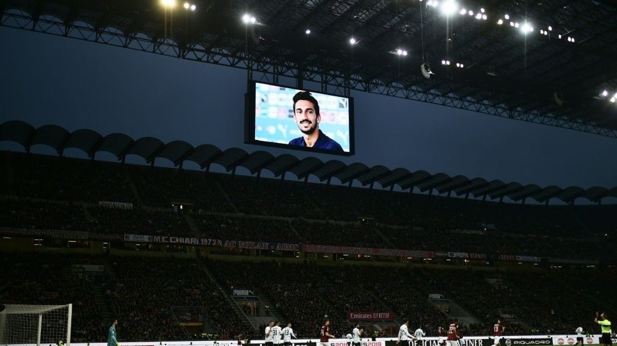 Im Stadion wurde dem verstorbenen Davide Astori gedacht.