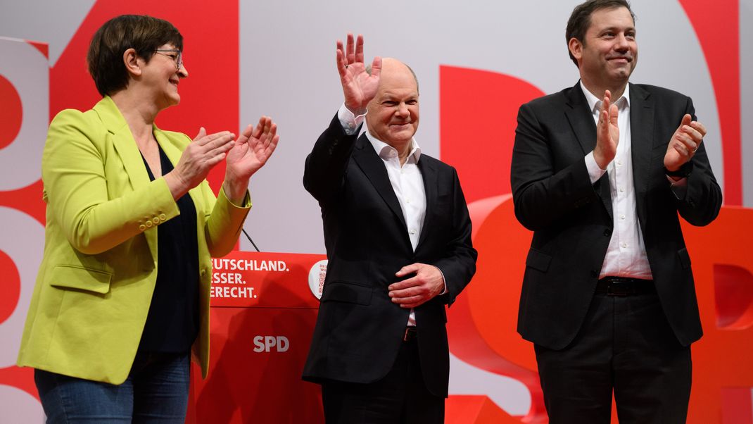 Bundeskanzler Olaf Scholz, Saskia Esken und Lars Klingbeil.