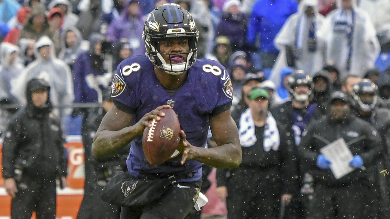 
                <strong>Baltimore Ravens</strong><br>
                Division: AFC NorthBilanz: 8-6Playoff-Wahrscheinlichkeit: 32 Prozent
              