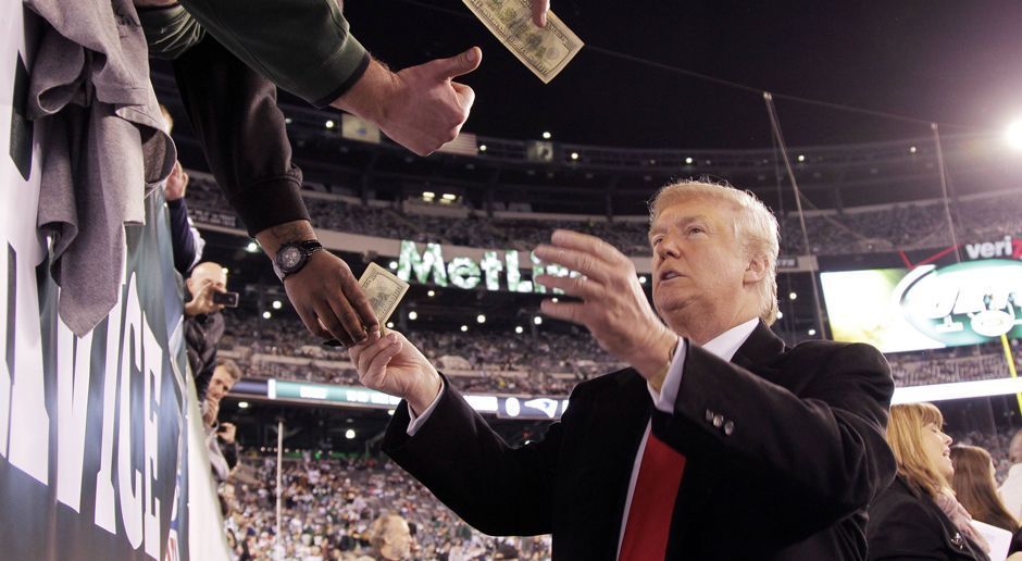 
                <strong>Trump-Wette</strong><br>
                Auf welchen Sieger wird Donald Trump setzen?New England Patriots: 1,10Atlanta Falcons: 6,5
              