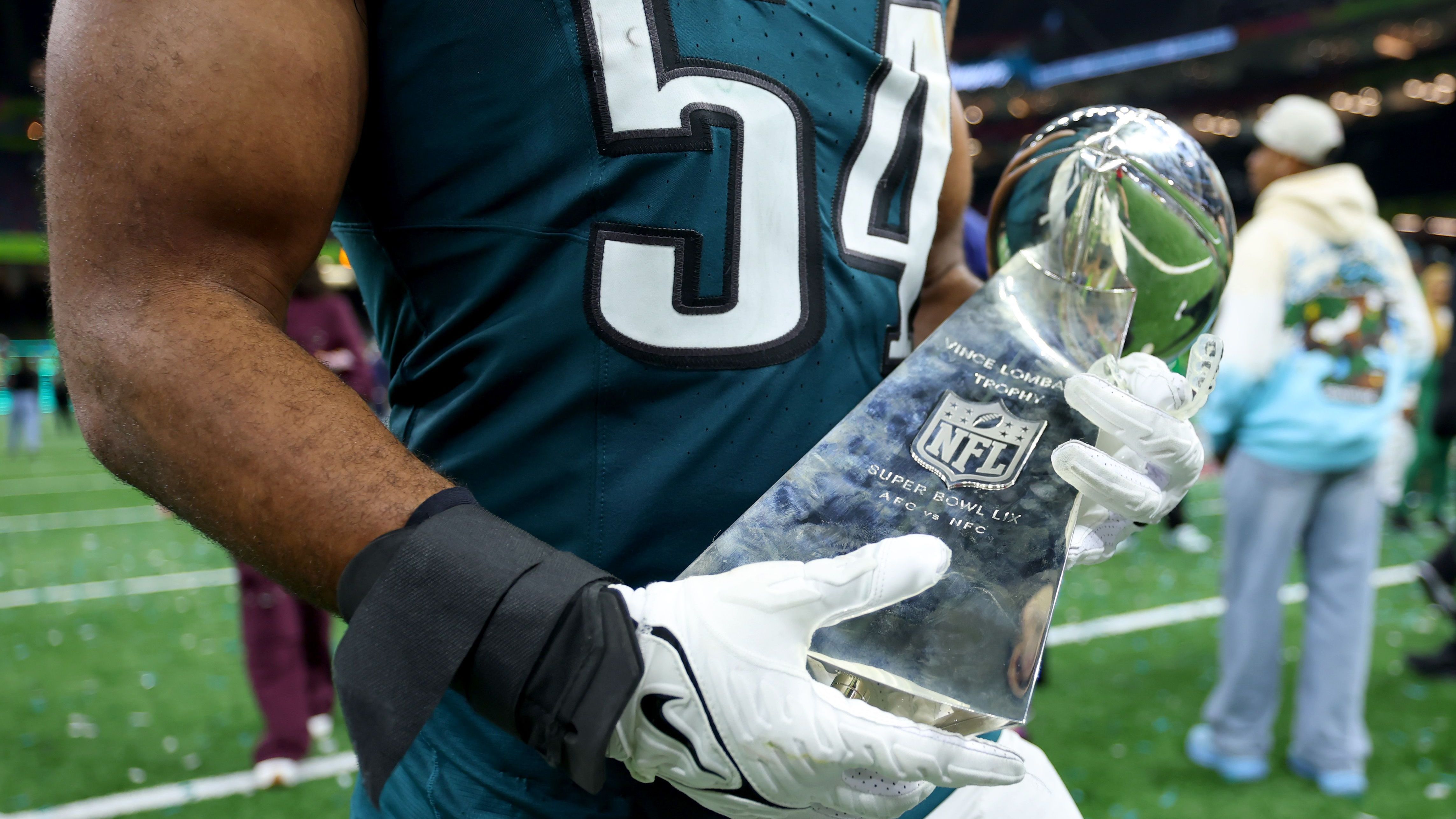 <strong>NFL Week 1 (4.-10. September):</strong><br><strong>Thursday Night Football:</strong>&nbsp;Dallas Cowboys @ Philadelphia Eagles<br><strong>International Game - Brasilien:</strong> Kansas City Chiefs @ Los Angeles Chargers<br><strong>Sunday Night Football:</strong>&nbsp;Baltimore Ravens @ Buffalo Bills<br><strong>Monday Night Football:</strong>&nbsp; Minnesota Vikings @ Chicago Bears