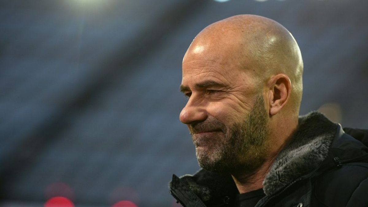 Peter Bosz sieht keinen anderen Ausweg als Geisterspiele