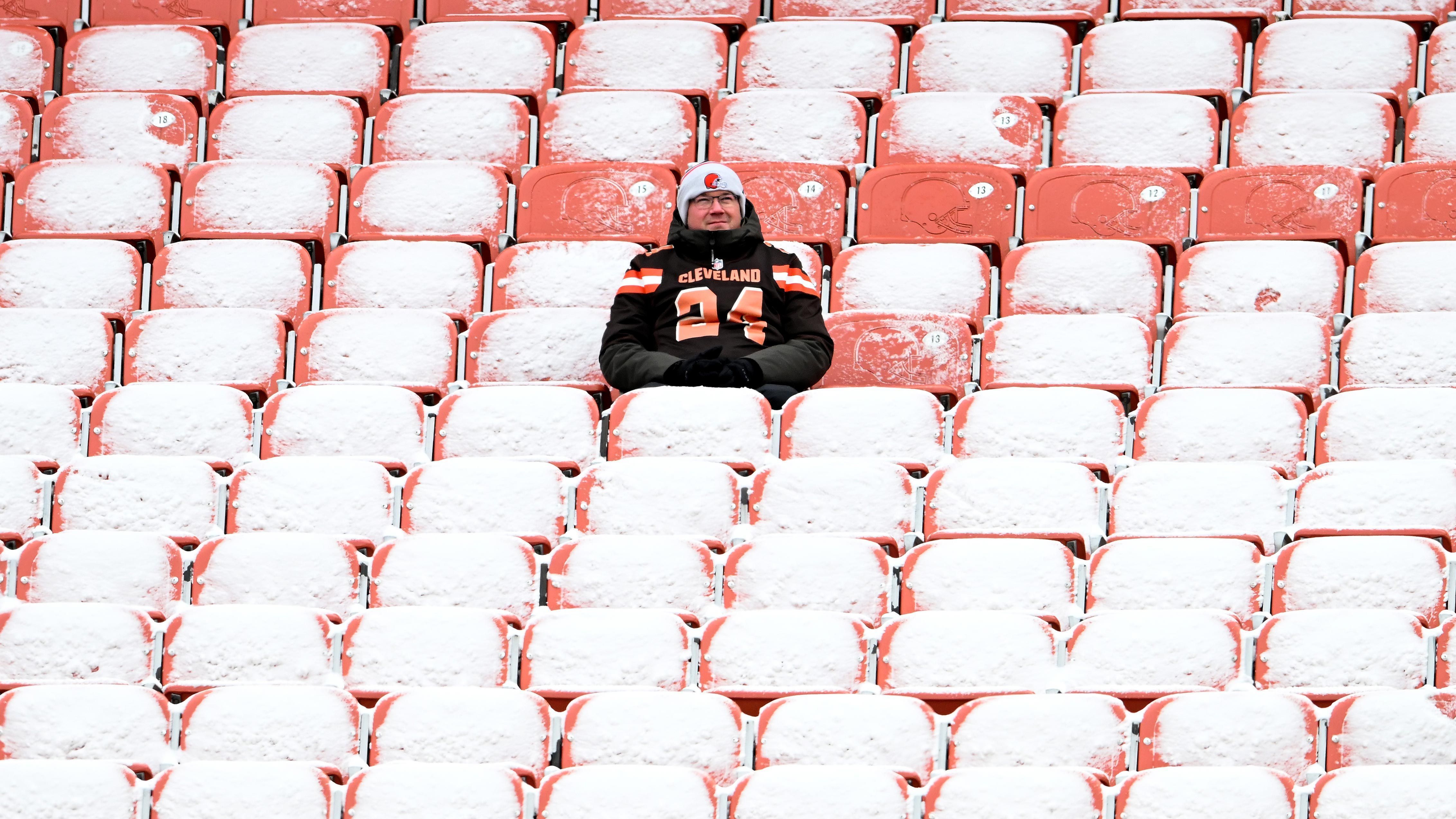 
                <strong>Platz 20: Cleveland Browns (FirstEnergy Stadium)</strong><br>
                &#x2022; <strong>Zuschauerschnitt bei Heimspielen</strong>: 67.431<br>&#x2022; <strong>Totale Zuschauerzahl</strong>: 539.448<br>&#x2022; <strong>Prozentuale Auslastung</strong>: 100 Prozent<br>&#x2022; <strong>Heimspiele (Saison 2022)</strong>: 8<br>
              