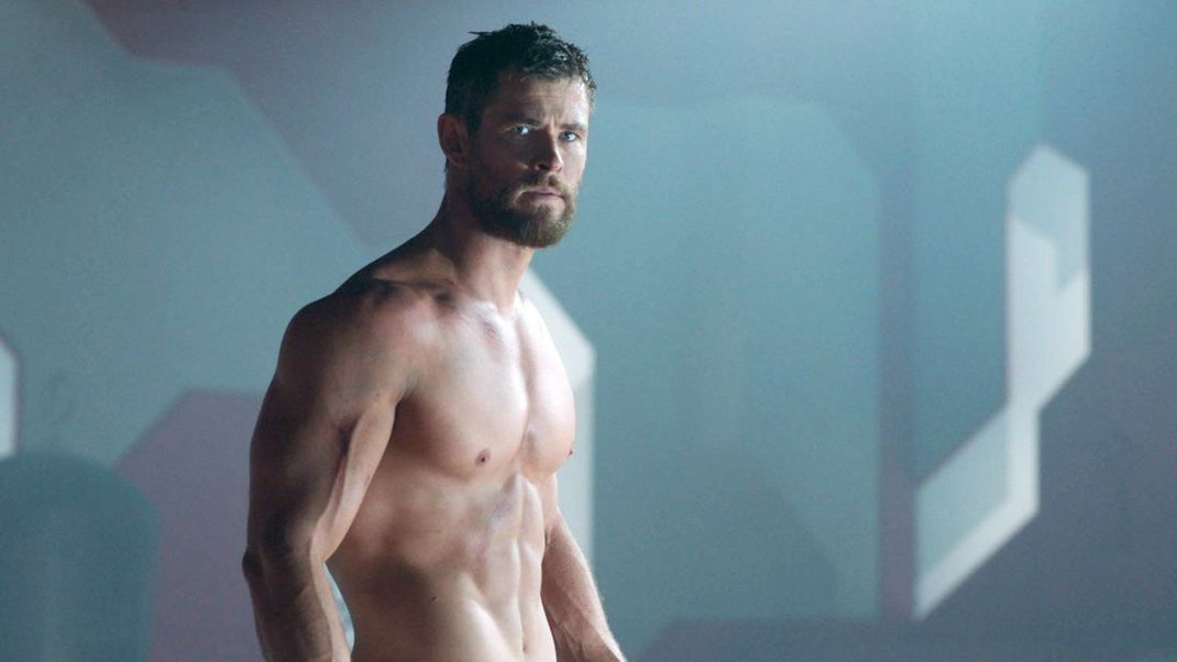 Chris Hemsworth richtet seine Ernährung streng nach seinen Rollen aus. Alle Infos gibt es hier!