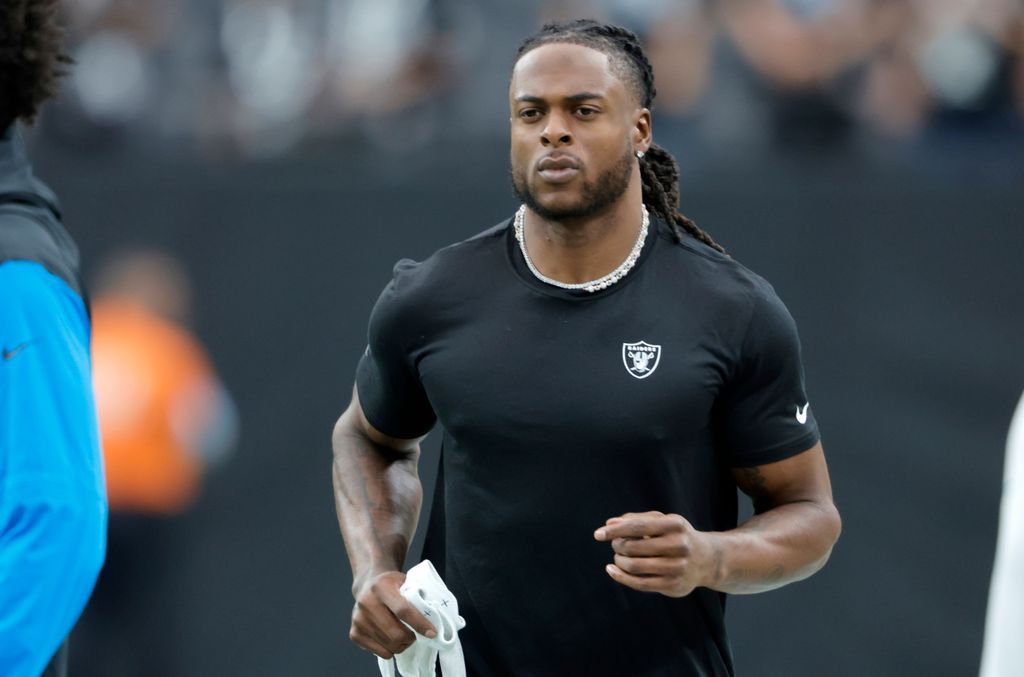 Las Vegas Raiders trade Davante Adams to New York Jets