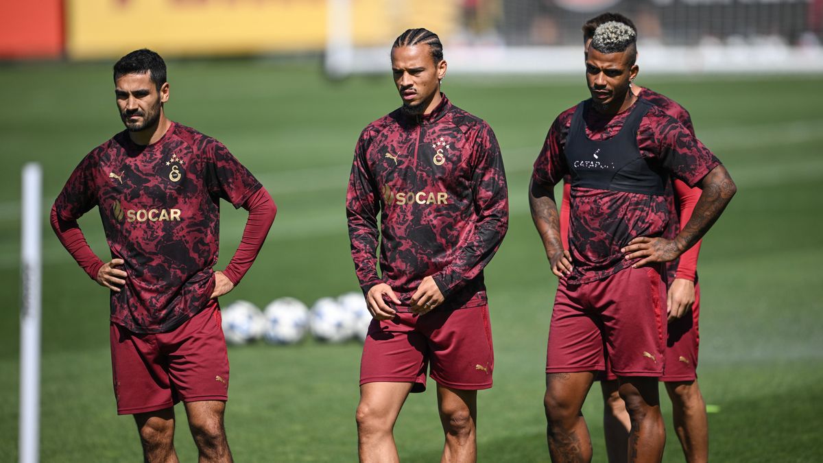 Ahead of UEFA Champions League: Eintracht Frankfurt v Galatasaray ISTANBUL, TURKIYE - SEPTEMBER 17: Ilkay Gundogan (L) and Lorey Sane (C) and Mario Lemina (R) of Galatasaray attend training session...