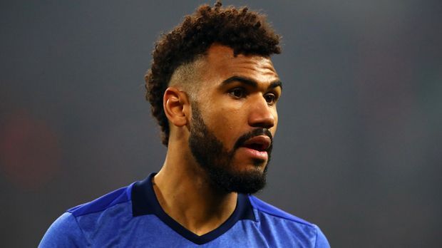 
                <strong>Eric-Maxim Choupo-Moting</strong><br>
                Eric-Maxim Choupo-MotingZuletzt bei: FC Schalke 04Alter: 28 JahrePosition: LinksaußenIm Gespräch: Vertragsverlängerung beim FC Schalke 04
              