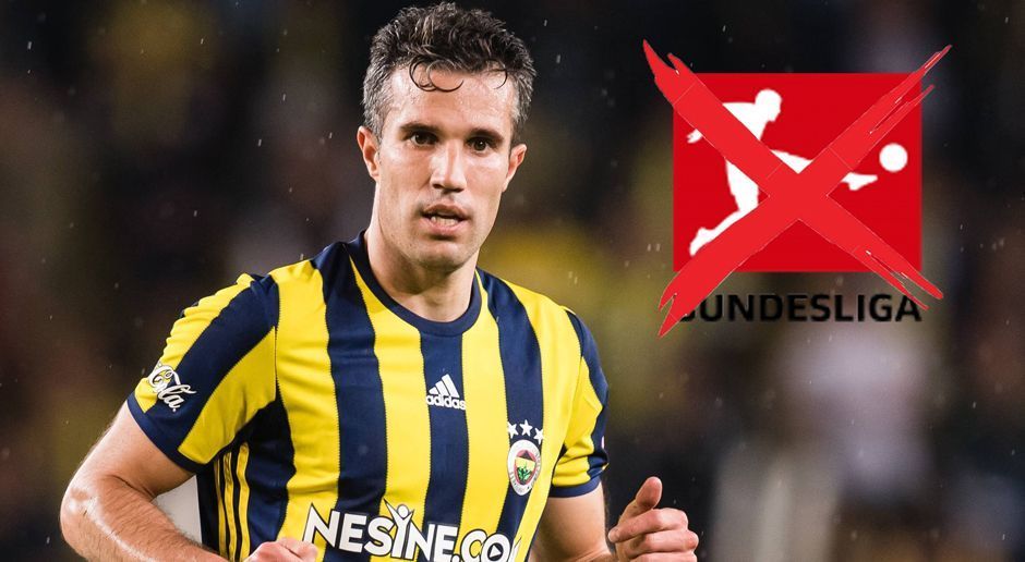 
                <strong>Robin van Persie (Hannover 96)</strong><br>
                Robin van Persie wäre wohl um ein Haar in der Bundesliga gelandet. Laut dem Portal "Sportbuzzer" soll sich Aufsteiger Hannover mit dem Niederländer von Fenerbahce Istanbul einig gewesen sein, doch dann ließen die Niedersachsen den Transfer platzen. Der Grund: Einigen Mitglieder der Vereinsführung soll der frühere ManUtd- und Arsenal-Torjäger schon zu alt sein. Stattdessen holte Hannover Jonathas von Rubin Kazan. Der Brasilianer ist 28 Jahre alt und war den Bossen offenbar gut und jung genug.
              