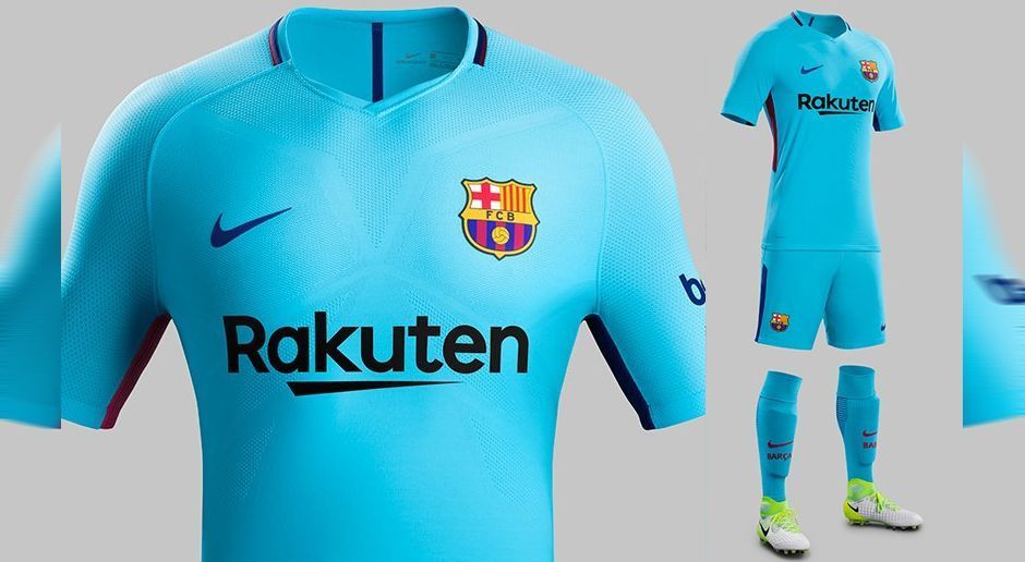 
                <strong>FC Barcelona - Auswärtstrikot 2017/2018</strong><br>
                "Das Trikot schläft nie." Mit diesem Slogan präsentiert der FC Barcelona via Twitter das himmelblaue Auswärtstrikot der Saison 2017/2018. Wie beim Heimtrikot ziert der neue Sponsor "Rakuten" die Brust. Dabei handelt es sich um einen japanischen Online-Shop. Auch die Hose und Stutzen der Barca-Stars sind in der Farbe gehalten.
              