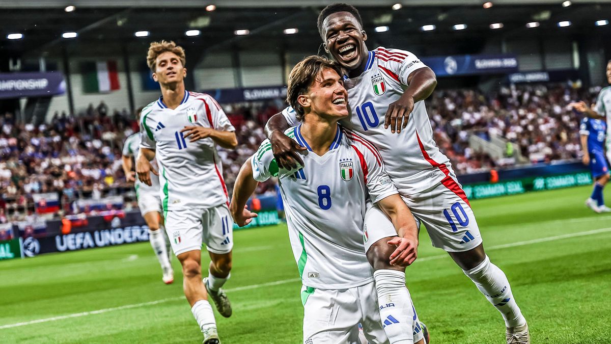Cesare Casadei (Italy U21, U 21 Wilfried Gnonto (Italy U21) Tommaso Baldanzi (Italy U21) celebrates after scoring his teams first goal during the UEFA Under 21 Slovakia 2025 match between Slovakia ...
