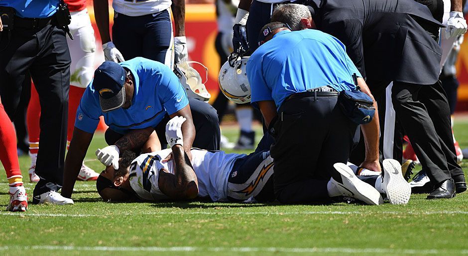 
                <strong>Keenan Allen (Wide Receiver, San Diego Chargers)</strong><br>
                Keenan Allen: Für den Wide Receiver war die Partie der Week 1 bei den Kansas City Chiefs (27:33 nach Overtime) schon zur Pause beendet. Der 24-Jährige riss sich das Kreuzband im rechten Knie und wird erneut für die gesamte Saison ausfallen. Bereits im vergangenen Jahr zog sich Allen in Week 8 eine Nierenverletzung zu und war den Rest der Spielzeit ausgefallen.
              