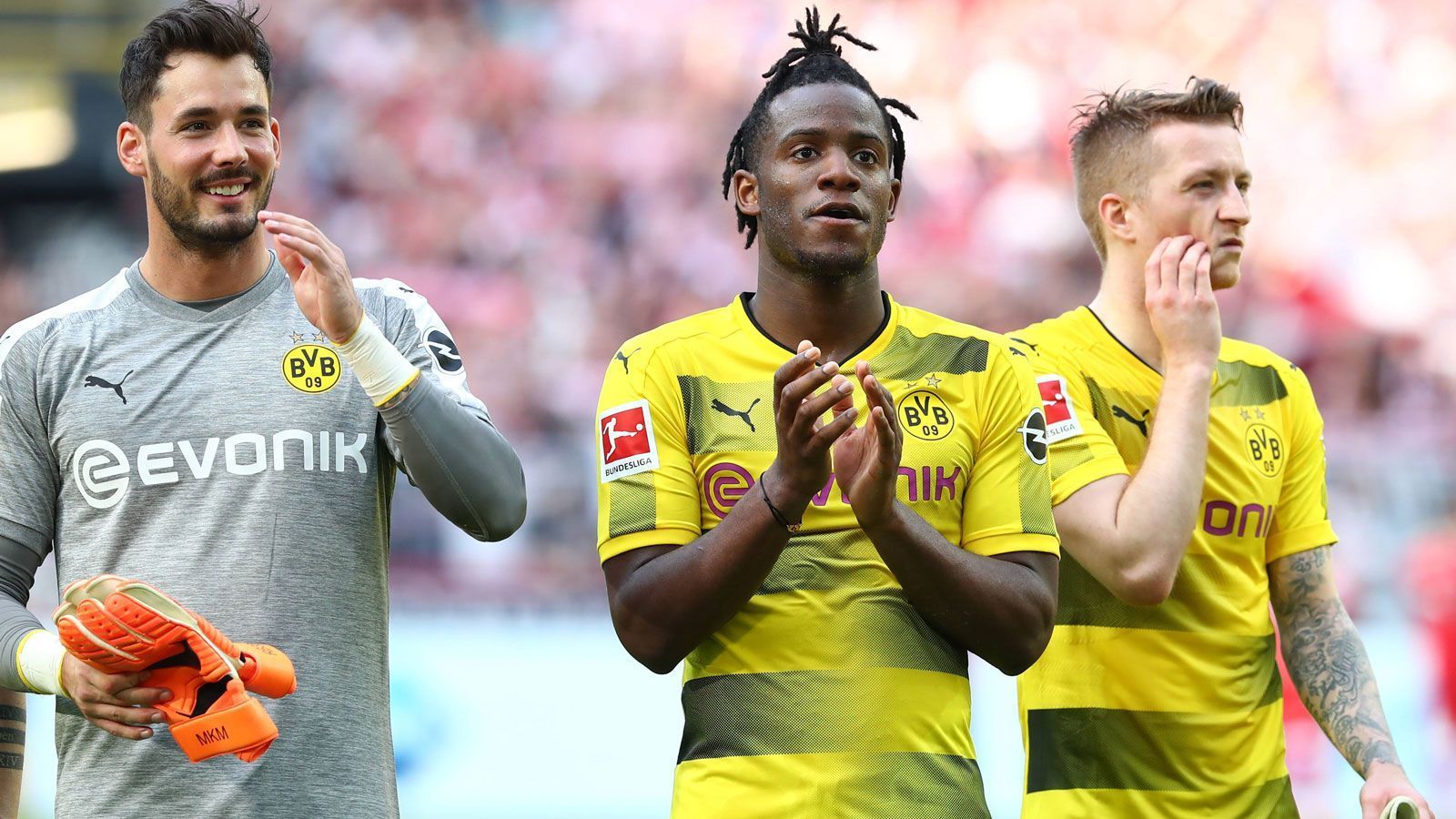 
                <strong>Borussia Dortmund: sieben WM-Spieler</strong><br>
                Roman Bürki, Manuel Akanji (beide Schweiz), Michy Batshuayi (Belgien/ausgeliehen vom FC Chelsea), Marco Reus (Deutschland), Shinji Kagawa (Japan), Lukasz Piszczek (Polen), Raphael Guerreiro (Portugal)
              