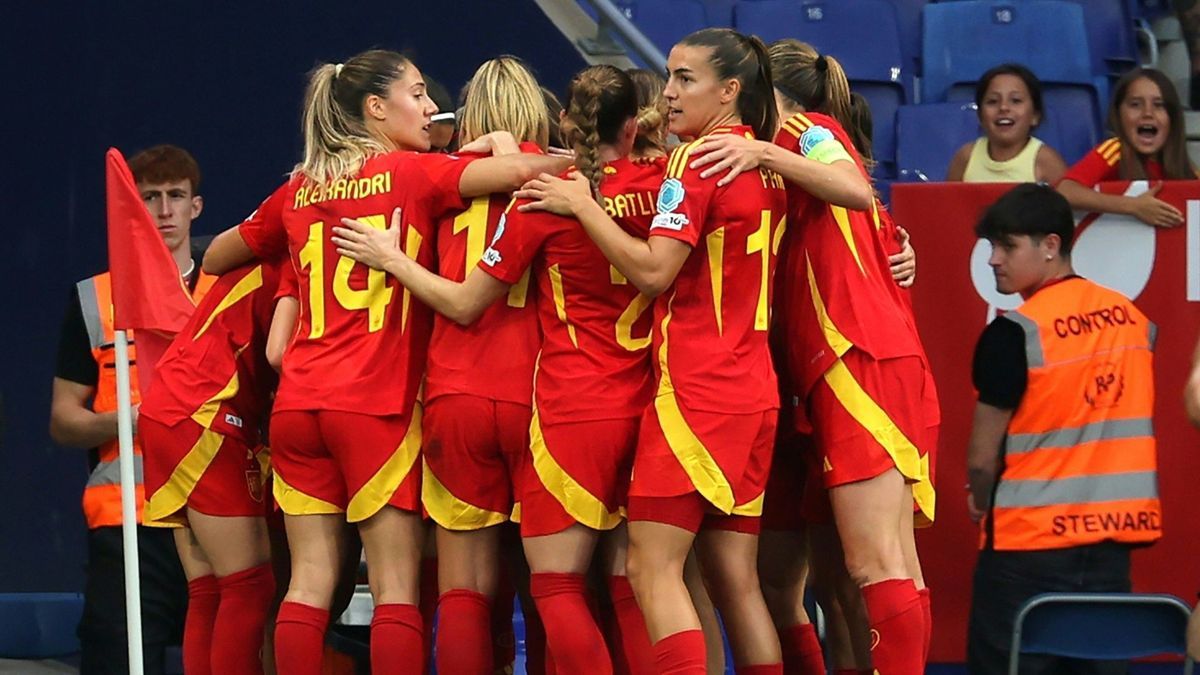 Die Spanierinnen greifen nach der Titelverteidigung