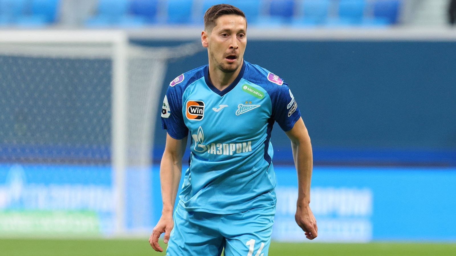 
                <strong>Platz 7 (geteilt): Daler Kuzyaev</strong><br>
                &#x2022; Marktwert: zehn Millionen Euro<br>&#x2022; Zuletzt bei: Zenit St. Petersburg<br>&#x2022; Position: Zentraler Mittelfeldspieler<br>&#x2022; Alter: 30 Jahre<br>
              