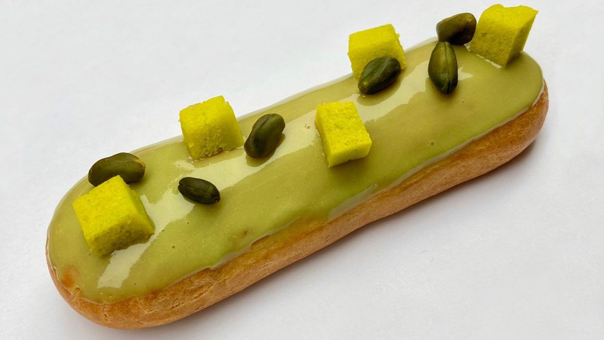 Eclairs mit Pistazienfüllung