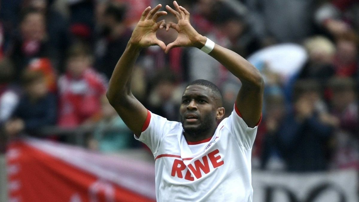 Anthony Modeste bejubelt ein Tor für den 1. FC Köln.