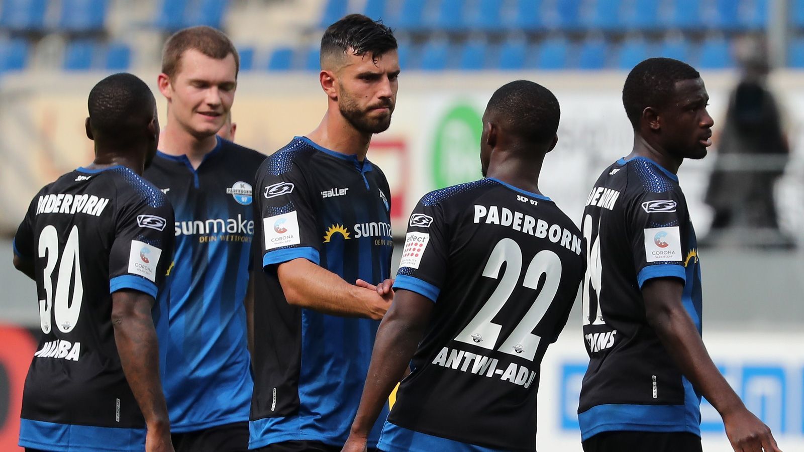 
                <strong>SC Paderborn (in der 2. Liga der Saison 2018/2019)</strong><br>
                Ausgaben für Berater: 847.000 Euro (Tiefstwert)Personalaufwand: 13.602.000 Euro (Tiefstwert)
              