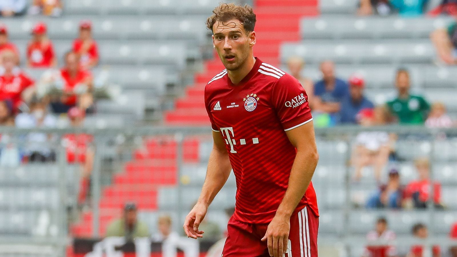 
                <strong>Leon Goretzka</strong><br>
                Auf Davies-Flanke kommt der Ex-Schalker mit einer Grätsche zum ersten Abschluss - aber der Versuch gerät zu ungenau. Goretzka ist sich für keinen Weg zu schade, rettet sogar im eigenen Strafraum. Ein Vorbild an Einsatzwillen. Nach 65 Minuten hat er Feierabend. ran-Note: 3
              