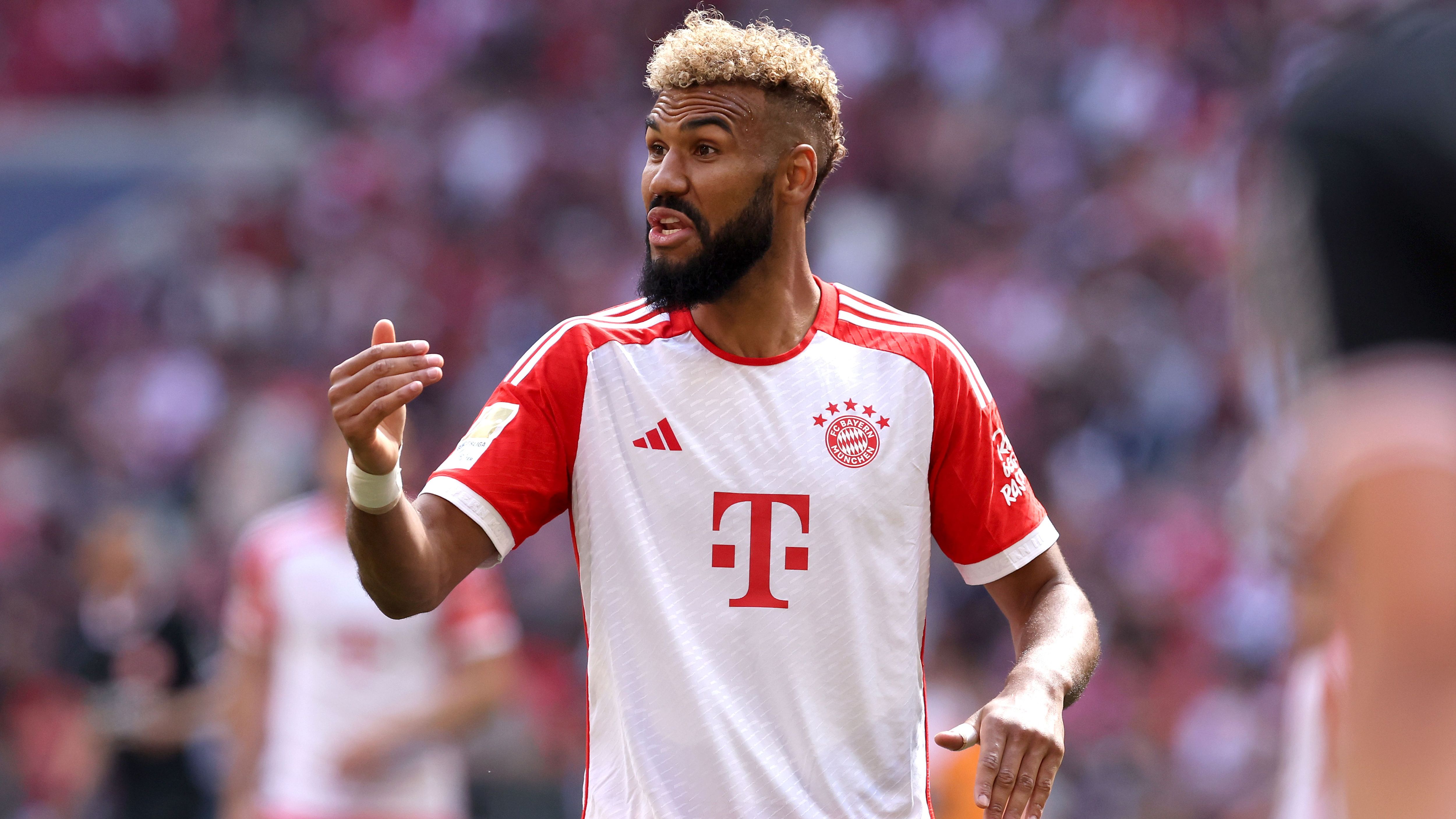 <strong>Eric-Maxim Choupo-Moting (zuletzt FC Bayern München)</strong><br>Ex-Bayern-Star Eric-Maxim Choupo-Moting verließ nach vier Jahren den deutschen Rekordmeister. Danach gab es Gerüchte um eine mögliche Rückkehr zu Ex-Klub Mainz. "Das ist ein Top-, Top-, Topspieler und er wird sich jetzt in irgendeiner Topmannschaft wieder zeigen", sagte sein Berater Roger Wittmann zuletzt bei "Sky".