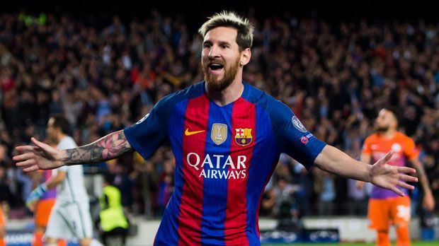 
                <strong>Lionel Messi</strong><br>
                ... Auch den Rekord für die meisten Hattricks in der Champions League konnte Messi ausbauen. Mit sieben Dreierpacks hat er nun zwei mehr erzielt als Cristiano Ronaldo, der auf Rang zwei liegt. 
              