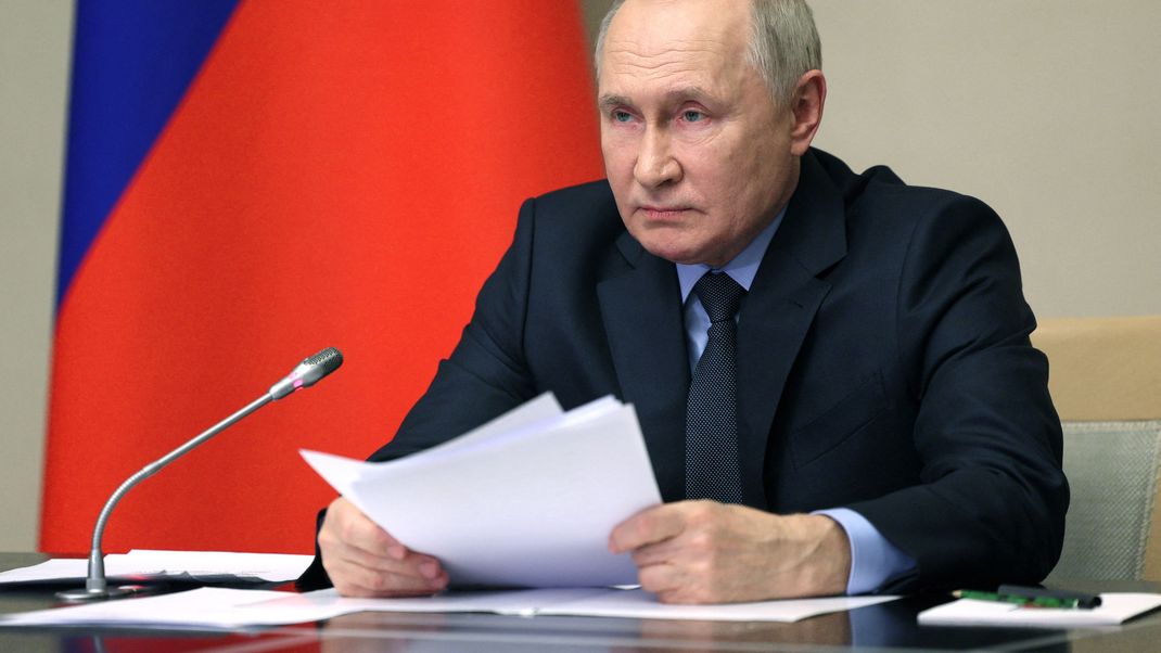 ISRAEL-PALESTINIANS/RUSSIA-PUTIN