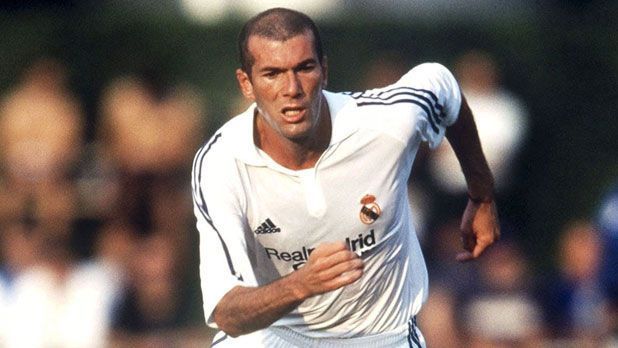 
                <strong>2001/02 Zinedine Zidane (73,5 Mio)</strong><br>
                Toptransfer 2001/02: Zinedine Zidane für 73,5 Mio Euro von Juventus Turin zu Real MadridZweitteuerster Wechsel: Gianluigi Buffon für 52,88 Mio vom AC Parma zu Juventurs Turin
              