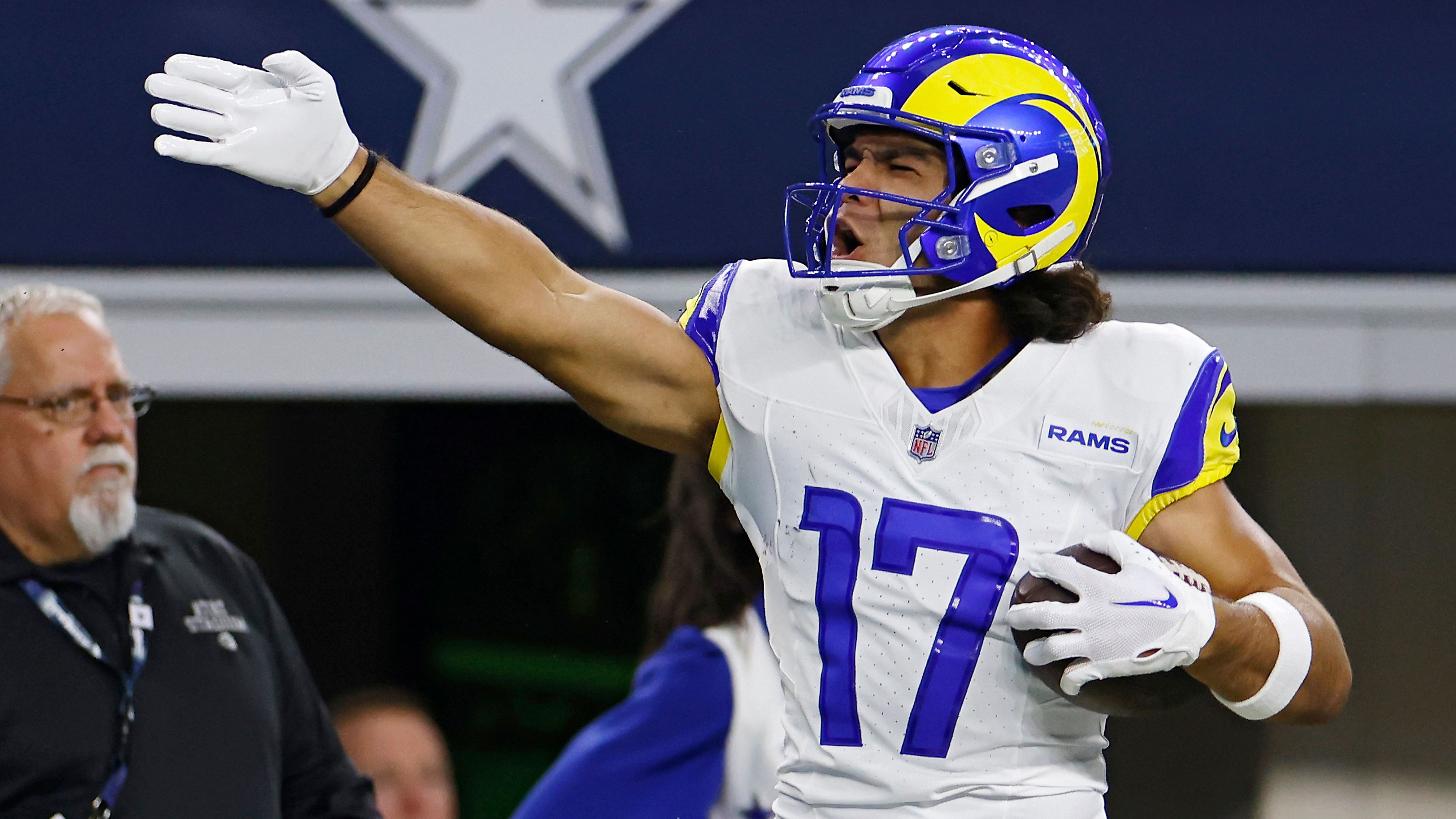 <strong>Week 8: Puka Nacua (Los Angeles Rams)</strong><br>Der Wide Receiver der Los Angeles Rams ist einfach nicht zu stoppen. Im Spiel gegen die Dallas Cowboys fing er seinen 59. Pass. Damit stellte der Fünftrunden-Pick des NFL Draft 2023 einen neuen Rekord für die meisten gefangenen Pässe eines Rookies in den ersten acht Spielen auf.&nbsp;