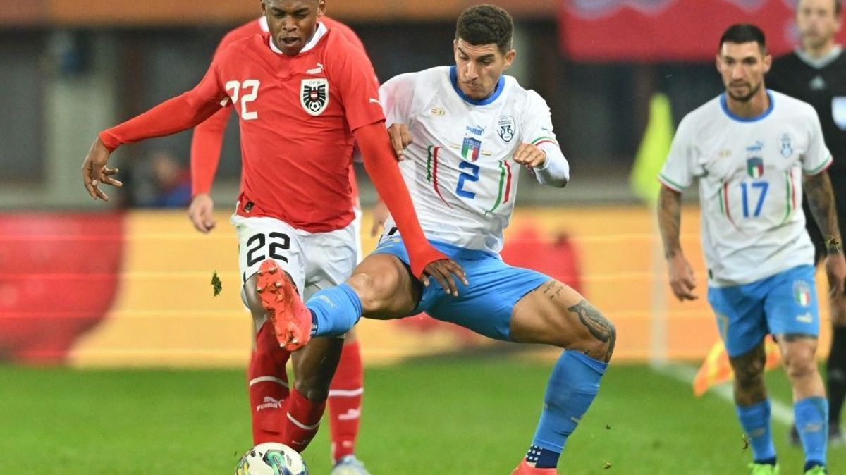 Österreich schlägt Italien mit 2:0