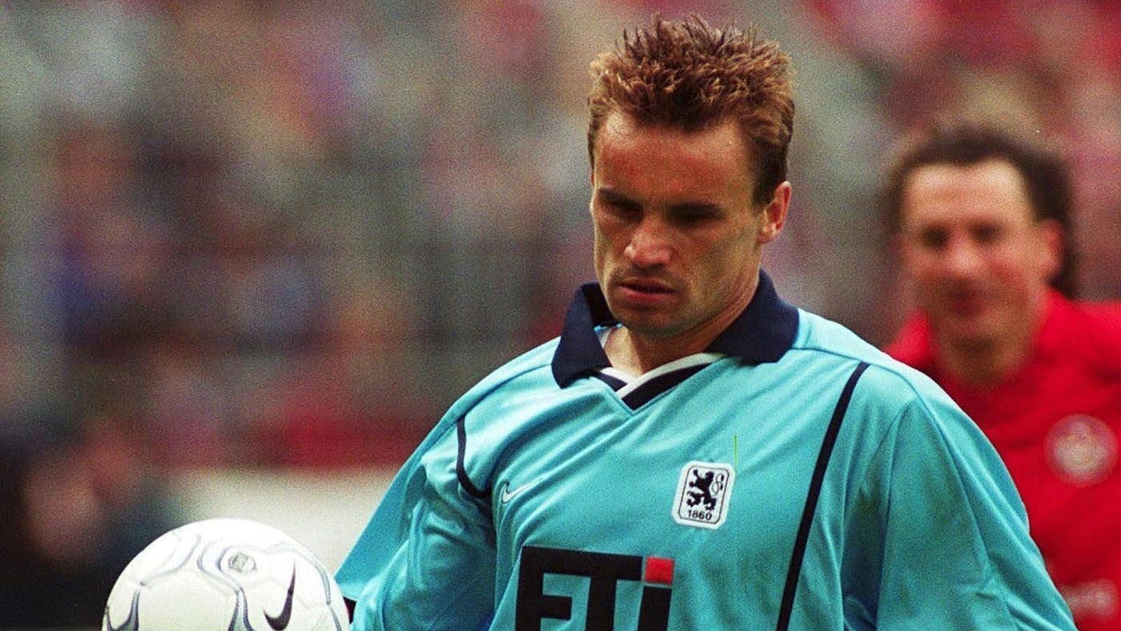 
                <strong>Saison 1999/2000</strong><br>
                Torschützenkönig: Martin Max (TSV 1860 München) - 19 Tore
              