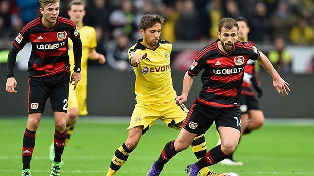 
                <strong>Admir Mehmedi (Bayer 04 Leverkusen)</strong><br>
                Admir Mehmedi (Bayer 04 Leverkusen): Hatte in der ersten Hälfte nur wenige Ballkontakte, konnte sich daher kaum in Szene setzen. In der zweiten Halbzeit verbessert, aber immer noch nicht gut. ran-Note: 4-.
              