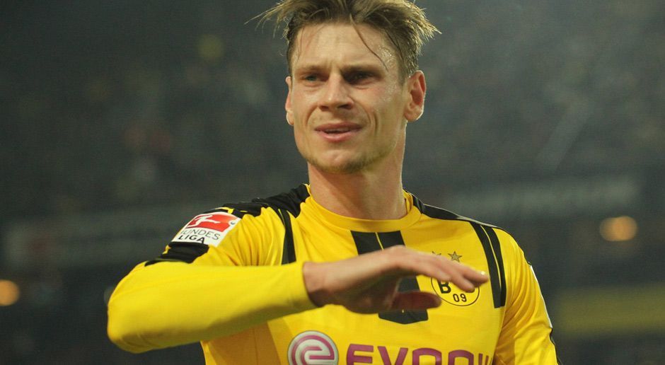 
                <strong>Lukasz Piszczek</strong><br>
                Lukasz Piszczek: Bewahrte seine Mannschaft in der 15. Minute vor dem Rückstand, als er in höchster Not vor dem einschussbereiten Franco di Santo rettete. In der Verteidigung insgesamt ohne großen Fehler, im Spiel nach vorne fehlte es ihm aber an Genauigkeit. ran-Note: 3 + 
              