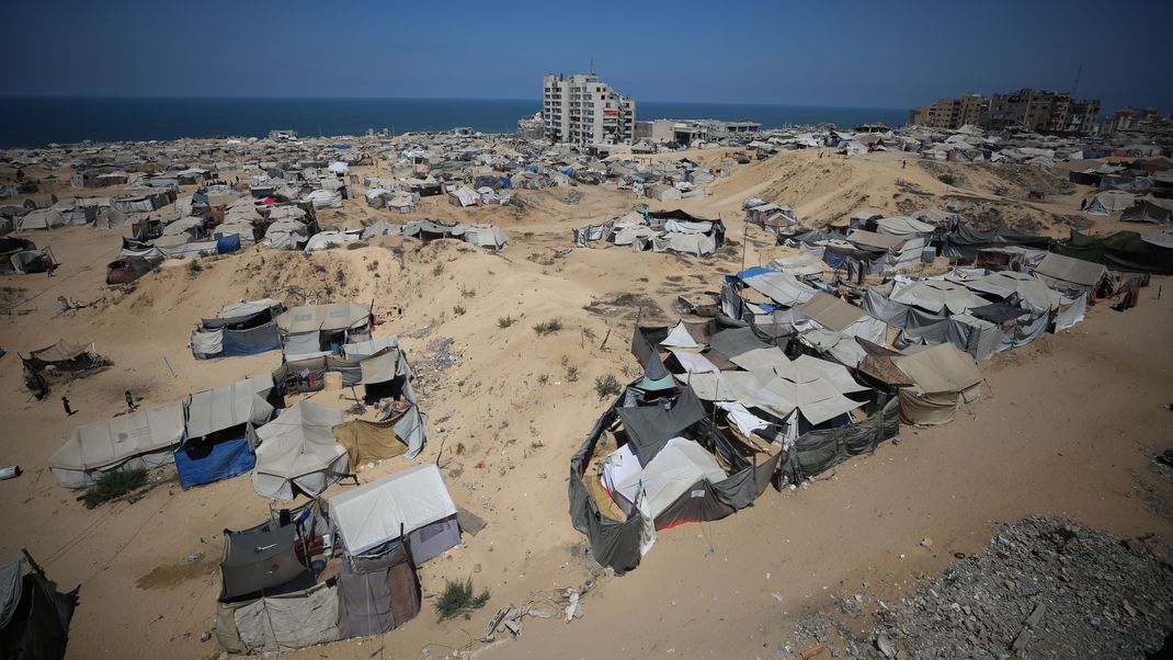 Die Stadt Gaza soll durch Israel eingenommen werden - Augenzeugen hätten aber bereits jetzt Soldaten gesichtet.