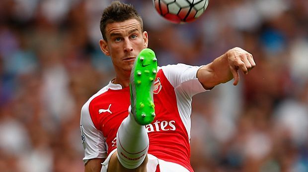 
                <strong>Laurent Koscielny</strong><br>
                Auf der linken Innenverteidigerposition nominiert der 30-jährige Spanier den ersten Arsenal-Kollegen. Laurent Koscielny hat Cazorla mit seiner Zweikampfstärke im Training offenbar überzeugt.
              