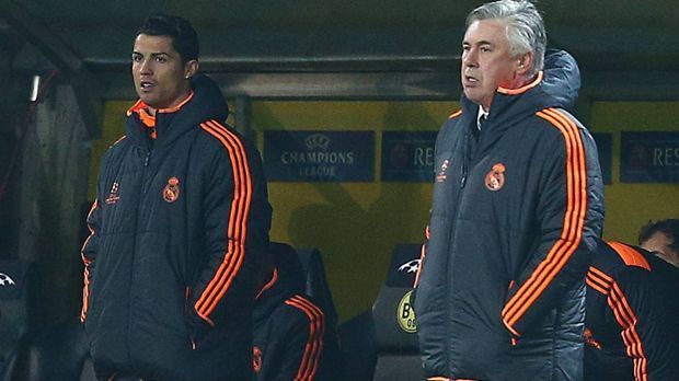 
                <strong>Vierter Akt: Ronaldos neuer Posten </strong><br>
                Angetrieben von Fassungslosigkeit macht der portugiesische Superstar neben Carlo Ancelotti den neuen Co-Trainer.
              